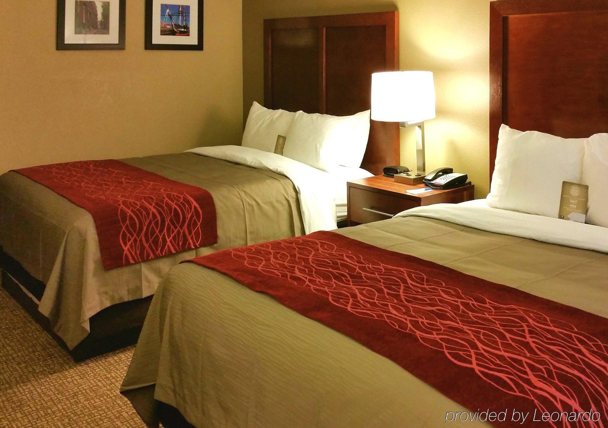 Comfort Inn Randolph-Boston Eksteriør billede
